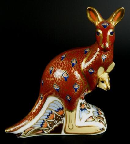 A Royal Crown Derby kangaroo paperweight