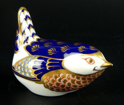 A Royal Crown Derby wren paperweight