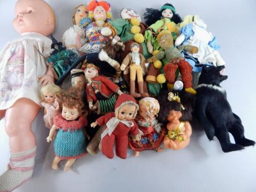 A large quantity of mid 20thC and later costume dolls