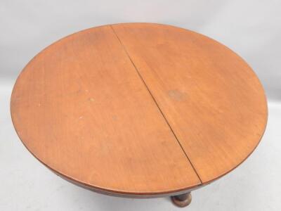 A Victorian mahogany breakfast table - 2