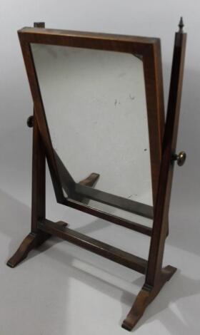 An early 19thC mahogany table mirror