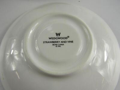 A Wedgwood porcelain part dinner and tea service - 2