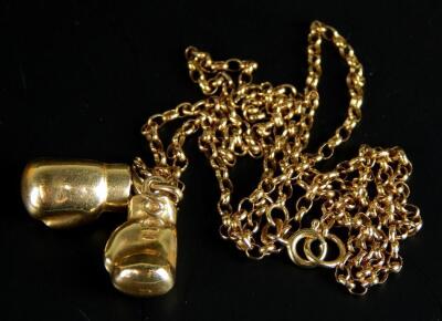 A fine 9ct gold chain