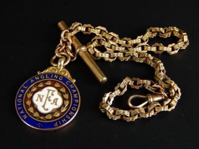 A 9ct gold Albert