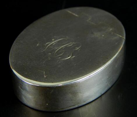 A George IV silver oval pill box