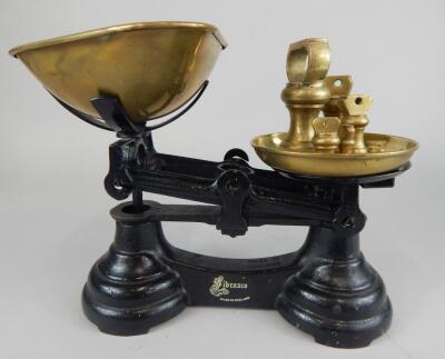 A set of late 19thC/early 20thC Librasco ebonised cast iron scales