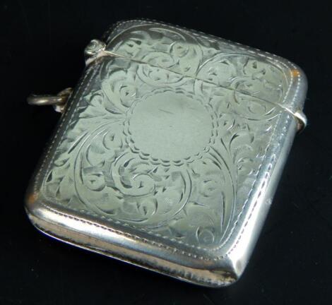 An Edwardian engraved silver vesta case