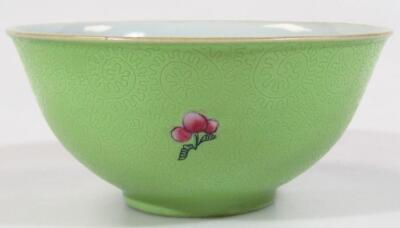 A Chinese porcelain bowl - 3