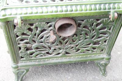 A 1920's Art Nouveau green enamel cast iron Scott stove - 4