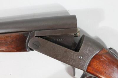 An Unknown 12 bore single barrel shotgun - 4