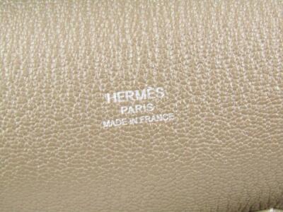 A Hermes Taurillon Clemence two coloured shoulder bag - 4