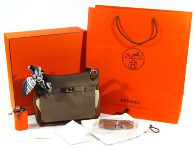 A Hermes Taurillon Clemence two coloured shoulder bag - 6