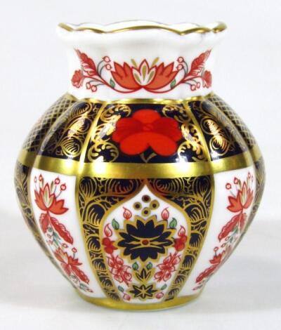 A modern Royal Crown Derby Old Imari flower vase