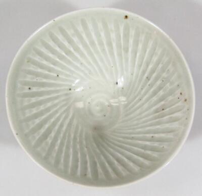 A Marianne De Trey Studio porcelain bowl - 2