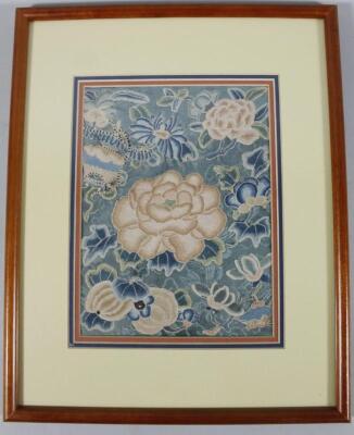 A Qing period Chinese embroidery - 2