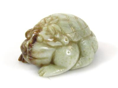 A 20thC Chinese jade style figure of a toad - 2