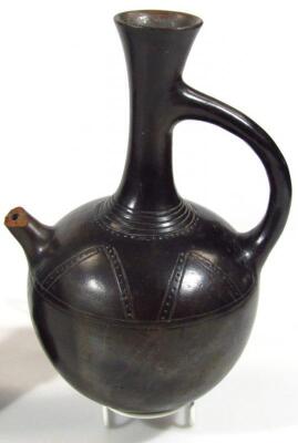 An African tribal pottery vessel - 5