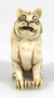 A Japanese Meiji period ivory figure of a wild cat - 2