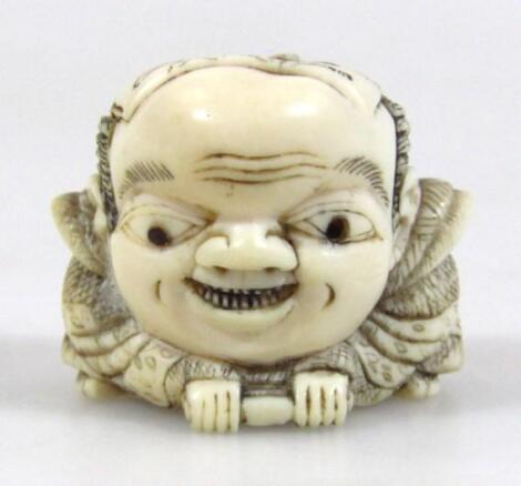 A late Meiji period Japanese ivory netsuke