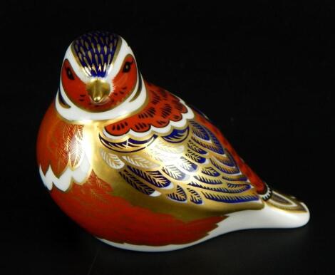 A Royal Crown Derby wren paperweight