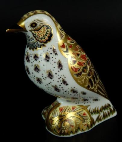 A Royal Crown Derby song thrush paperweight