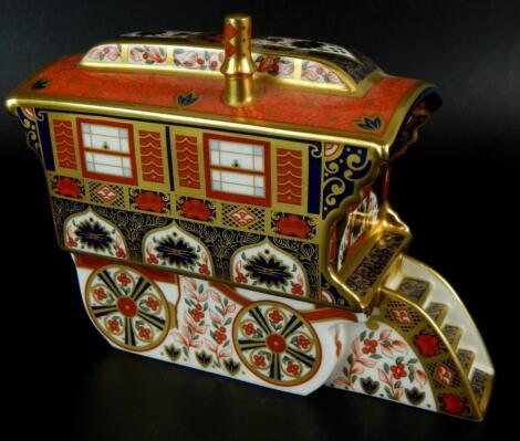 A Royal Crown Derby Old Imari caravan paperweight