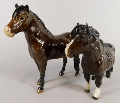 Two Beswick horses