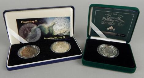 A silver Piedfort Queen Mother centenary crown