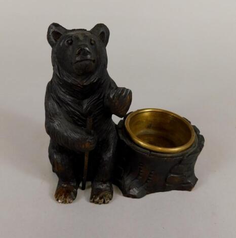 An early 20thC Black Forest pin tray or match holder