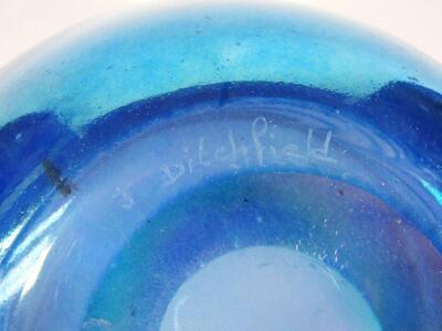 A John Ditchfield Glasform bowl - 4