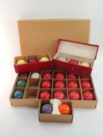 Crystalate snooker balls