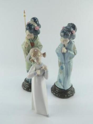 Two Lladro porcelain figures of Geisha Girls