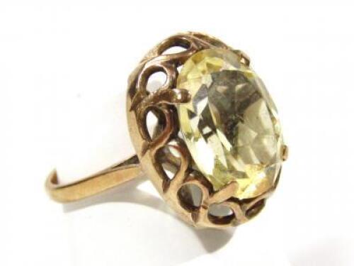 A ladies 9ct gold dress ring