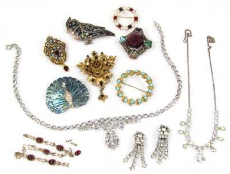 Various costume jewellery