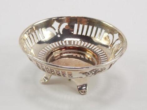 A George VI silver sweetmeat dish