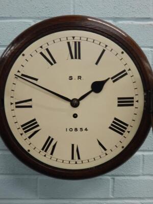 A late 19th/early 20thC oak railway wall clock - 2