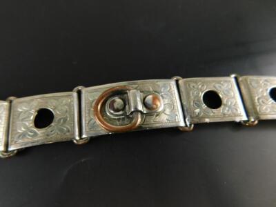 A Victorian silver plated articulated dog collar - 2