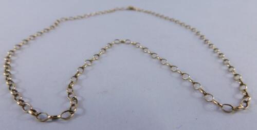 A 9ct gold fine link chain