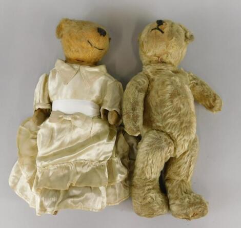 Two similar early 20thC teddy bears