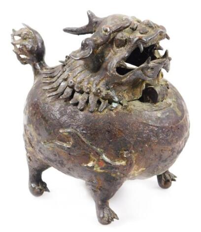 A Chinese Archaistic Archaic bronze type vessel