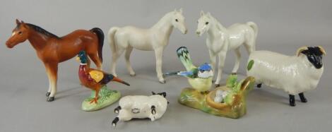 Miscellaneous ceramic items