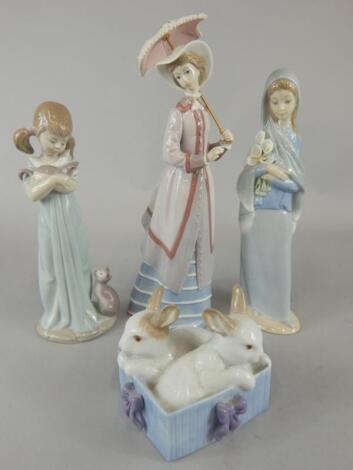 Four Spanish porcelain figures