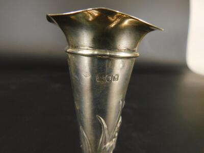 An Edwardian silver specimen vase - 2