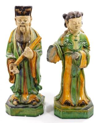 A pair of Chinese pottery Ming style figures - 2