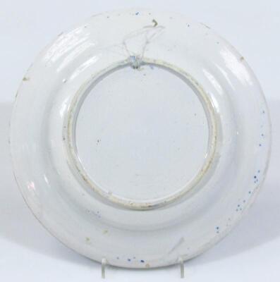 An 18thC blue and white tin glazed earthenware plate - 2