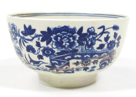 A late 18thC Caughley blue and white bowl