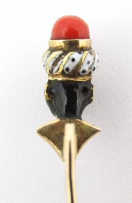 An early 20thC gold stick pin - 3