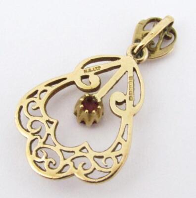 An Edwardian style 9ct gold pendant charm - 2