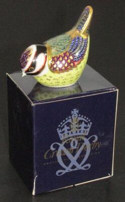 A Royal Crown Derby Goldcrest paperweight - 4