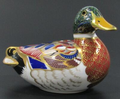 A Royal Crown Derby duck paperweight